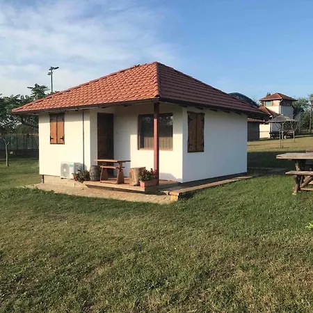 Apartmani Mladenovac Dış mekan fotoğraf
