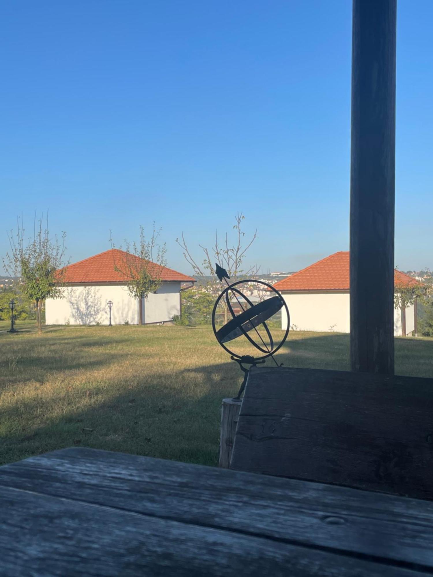 Apartmani Mladenovac Lägenhet