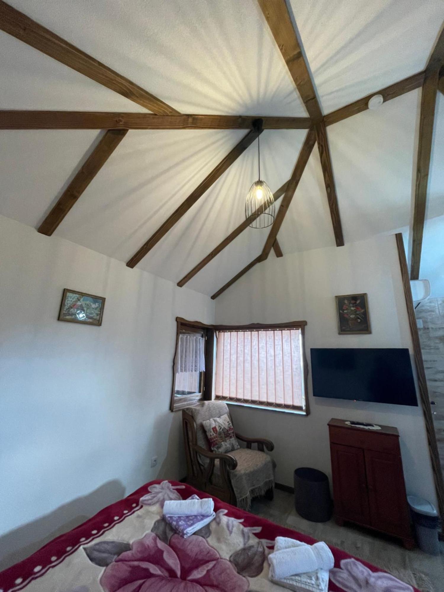 Apartmani Mladenovac *